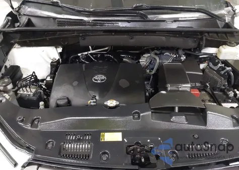 2018 Toyota Highlander Xle z USA, uszkodzony, nr VIN 5TDJZRFH6JS878784